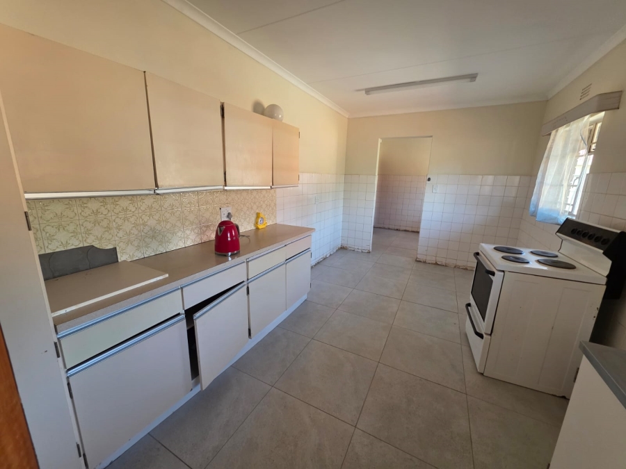 4 Bedroom Property for Sale in Vaalpark Free State